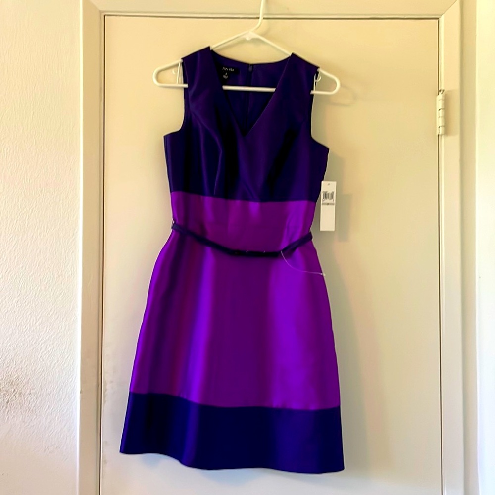 Ivy + blu size 0, new with tags, 2 toned purple dress, belt